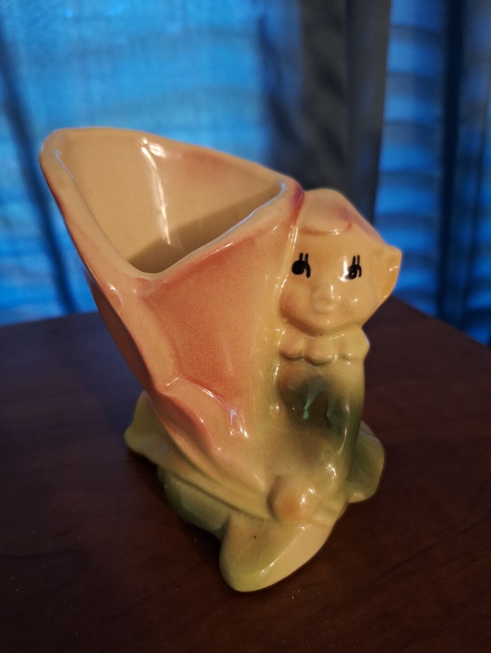 Kitschy Ceramic Pixie Planter in Peach and Green - Decorative Home Accent
